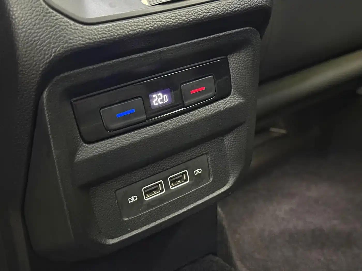 Tiguan L 2021 280TSI Automatic 2WD Smart Edition — миниатюра 19