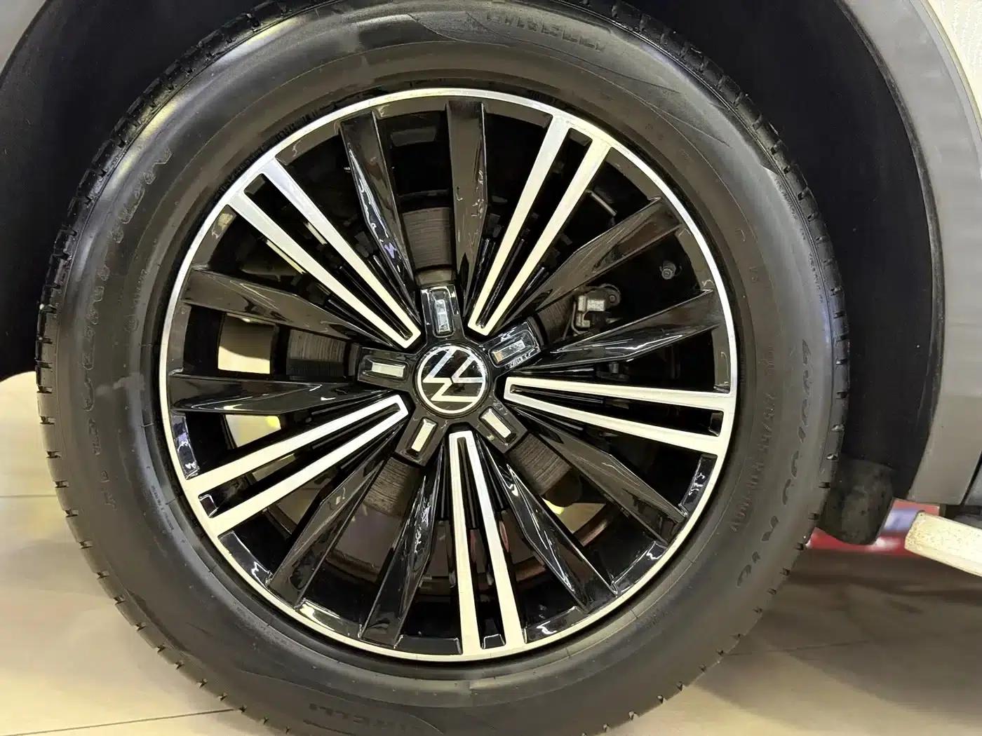 Tiguan L 2021 280TSI Automatic 2WD Smart Edition — миниатюра 23