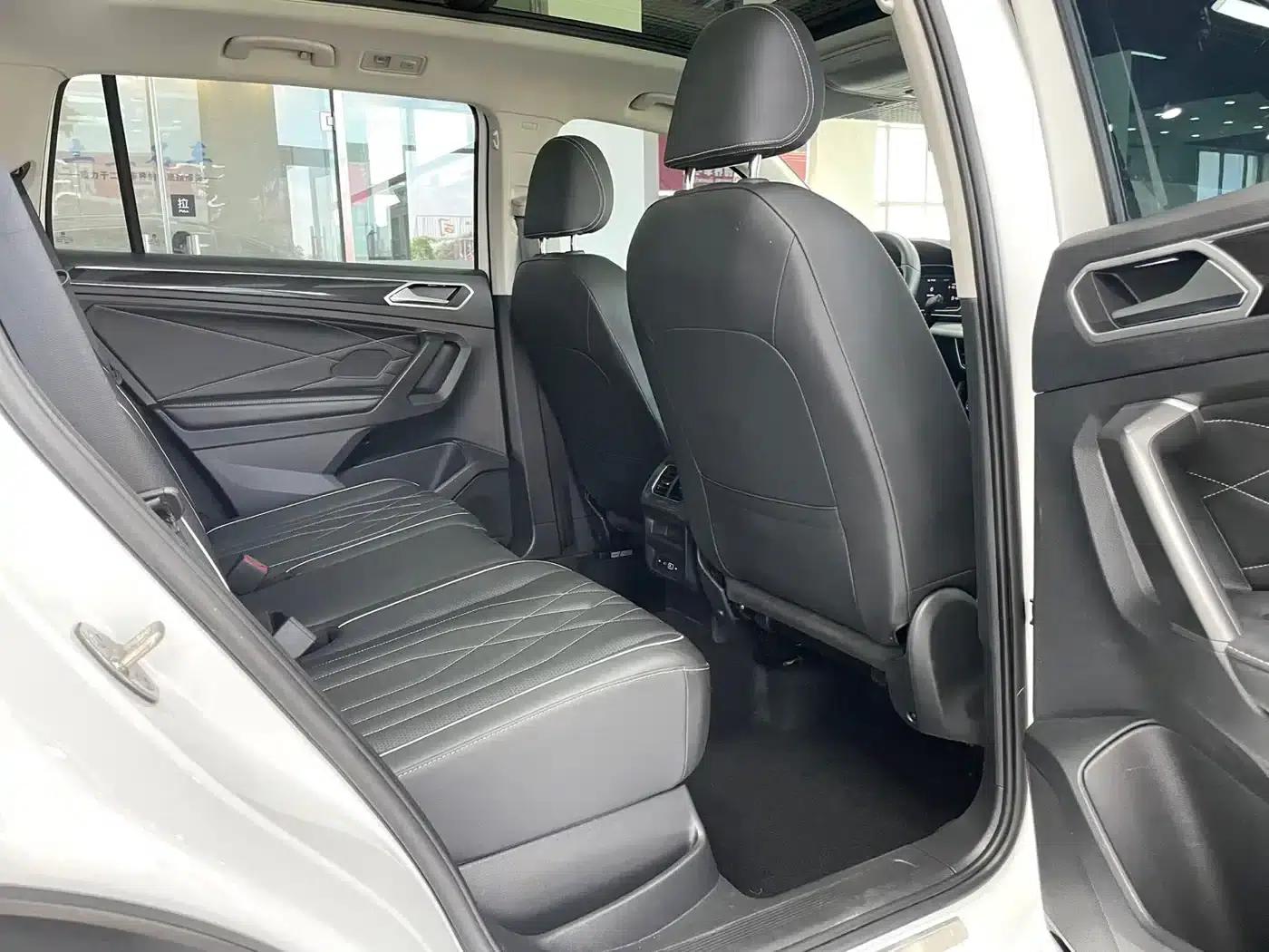 Tiguan L 2023 280TSI Automatic 2WD Trendy Limited Edition — миниатюра 13
