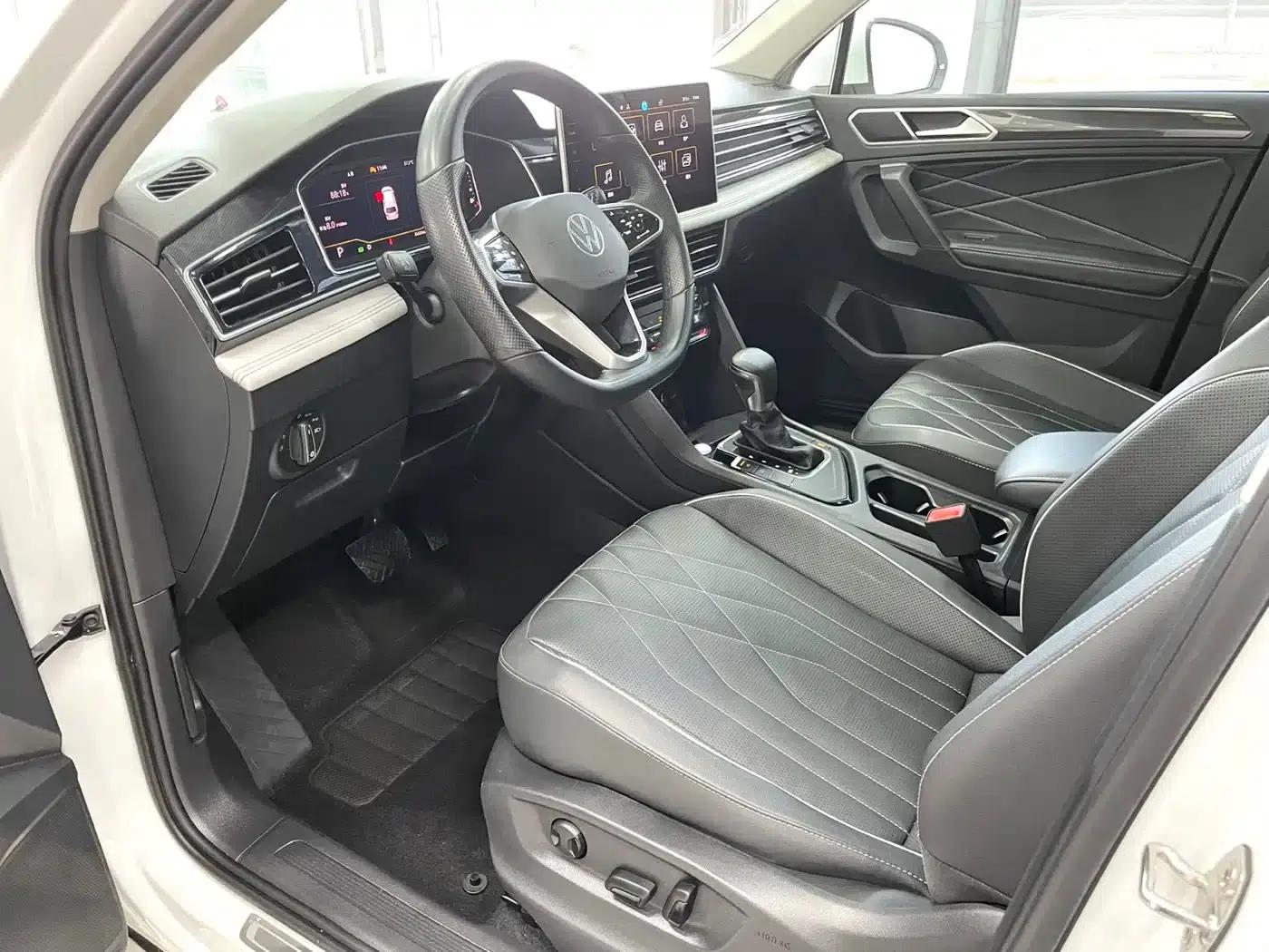 Tiguan L 2023 280TSI Automatic 2WD Trendy Limited Edition — миниатюра 7