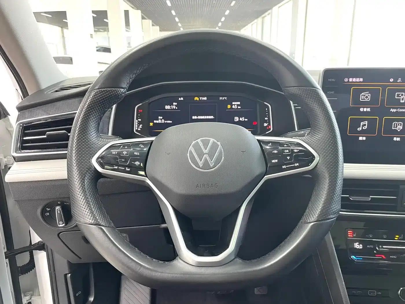Tiguan L 2023 280TSI Automatic 2WD Trendy Limited Edition — миниатюра 8