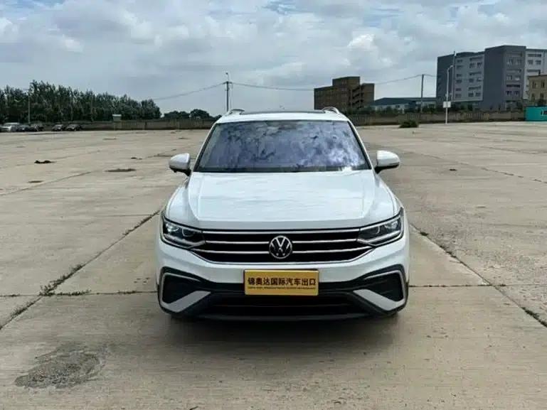 Tiguan L 2023 280TSI Automatic 2WD Trendy Limited Edition — миниатюра 1