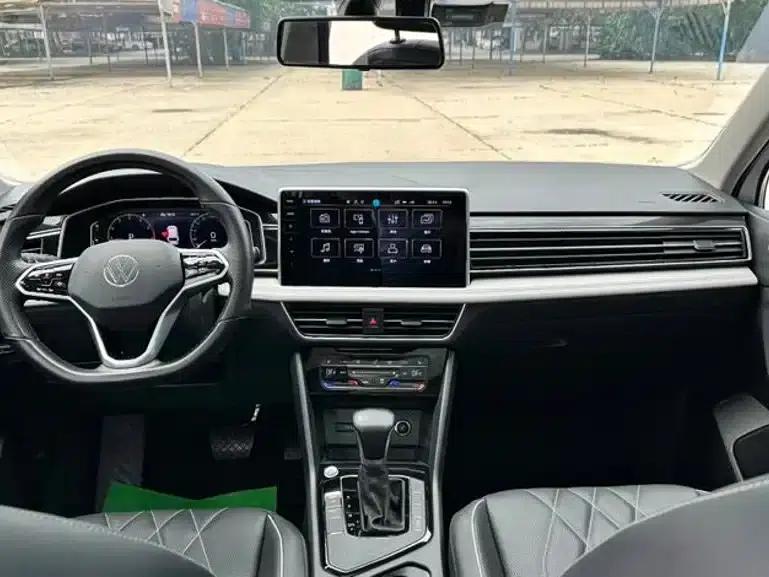 Tiguan L 2023 280TSI Automatic 2WD Trendy Limited Edition — миниатюра 20