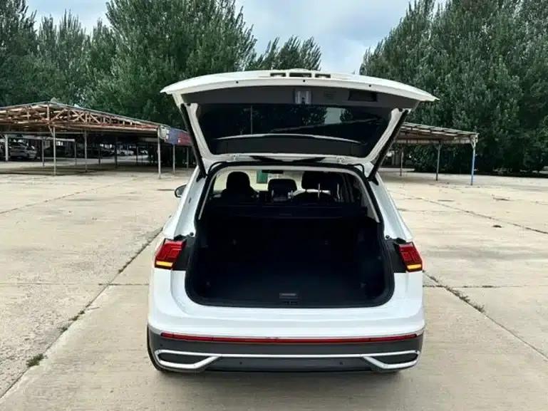 Tiguan L 2023 280TSI Automatic 2WD Trendy Limited Edition — миниатюра 21