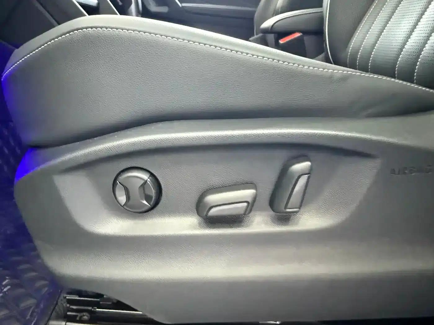 Tiguan L 2023 280TSI Automatic 2WD Trendy Limited Edition — миниатюра 11