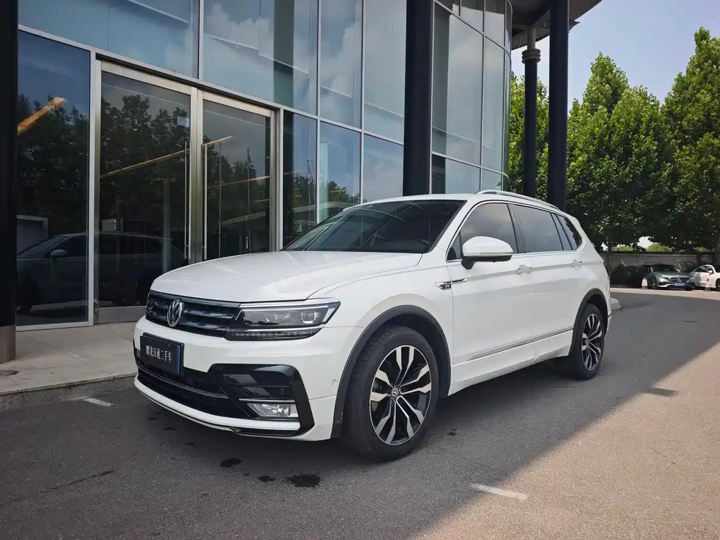 Tiguan L 2019 Facelift 330TSI Automatic 2WD R-Line Flagship Edition (China VI Emission Standard) — миниатюра 1