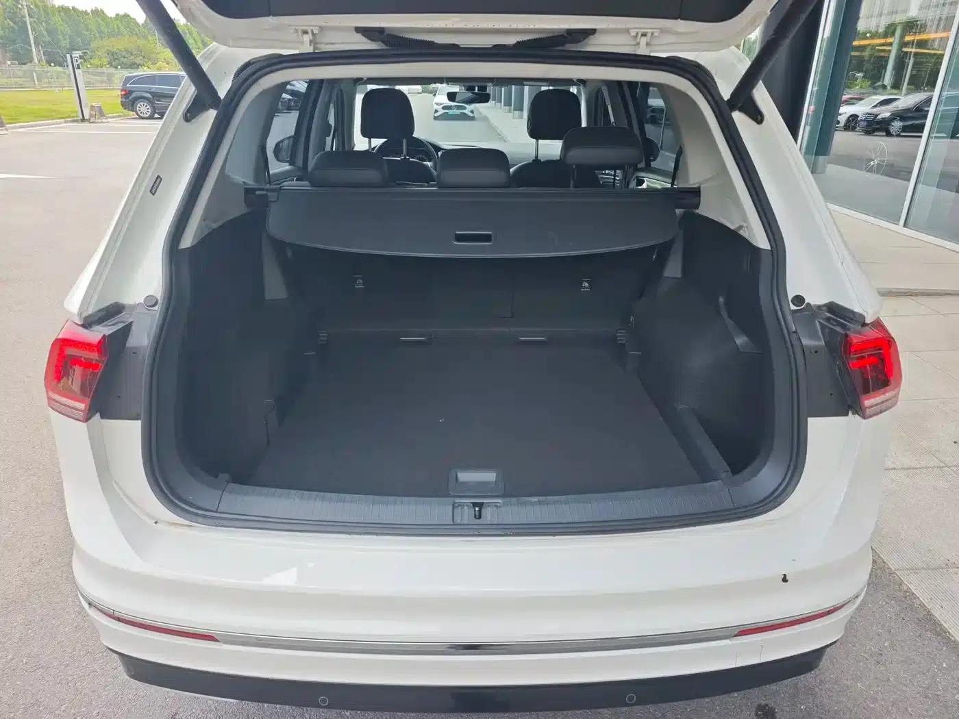 Tiguan L 2019 Facelift 330TSI Automatic 2WD R-Line Flagship Edition (China VI Emission Standard) — миниатюра 10