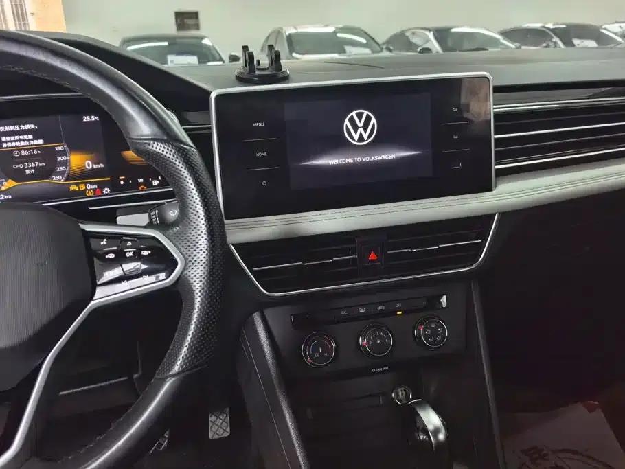 Tiguan L 2023 330TSI Automatic 2WD Comfort Edition — миниатюра 13