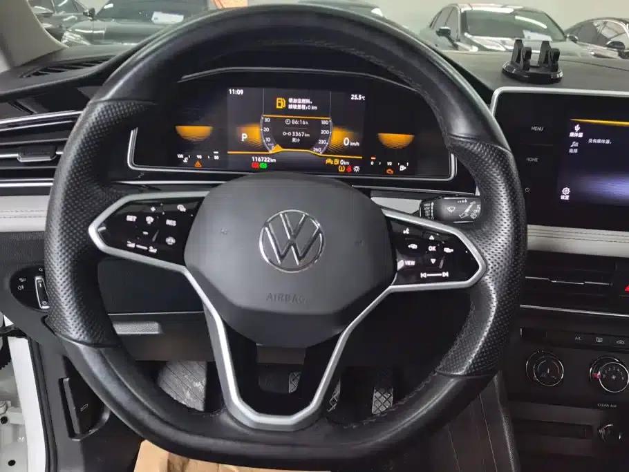 Tiguan L 2023 330TSI Automatic 2WD Comfort Edition — миниатюра 15