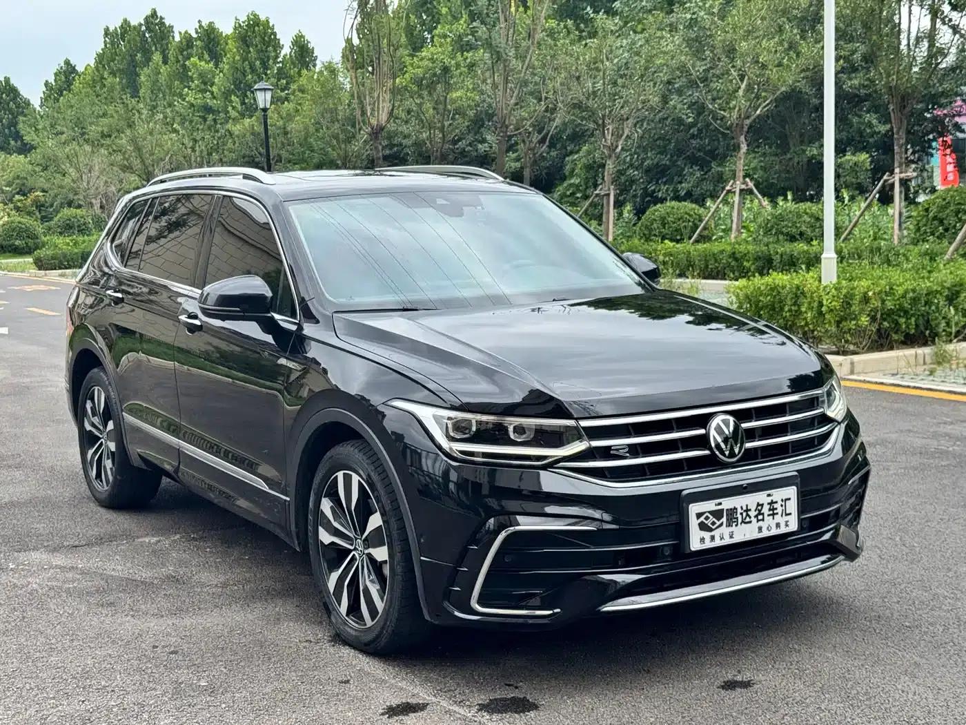 Tiguan L 2023 Facelift 330TSI Automatic 2WD R-Line Premium Edition — миниатюра 3