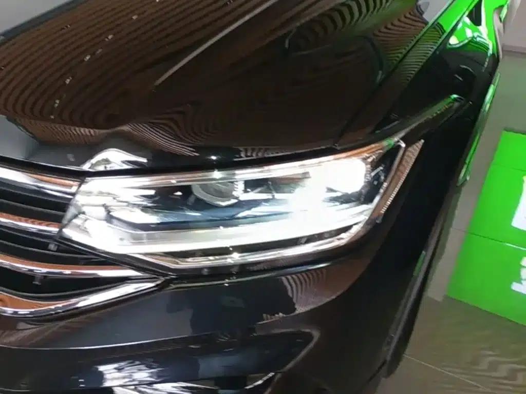 Tiguan L 2023 330TSI Automatic 2WD R-Line Premium Edition — миниатюра 24