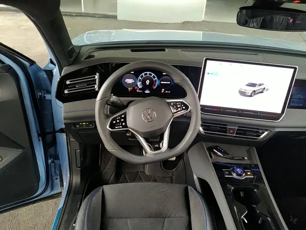 Tiguan L 2026 PRO 380TSI AWD R-Line Supreme Edition — миниатюра 17