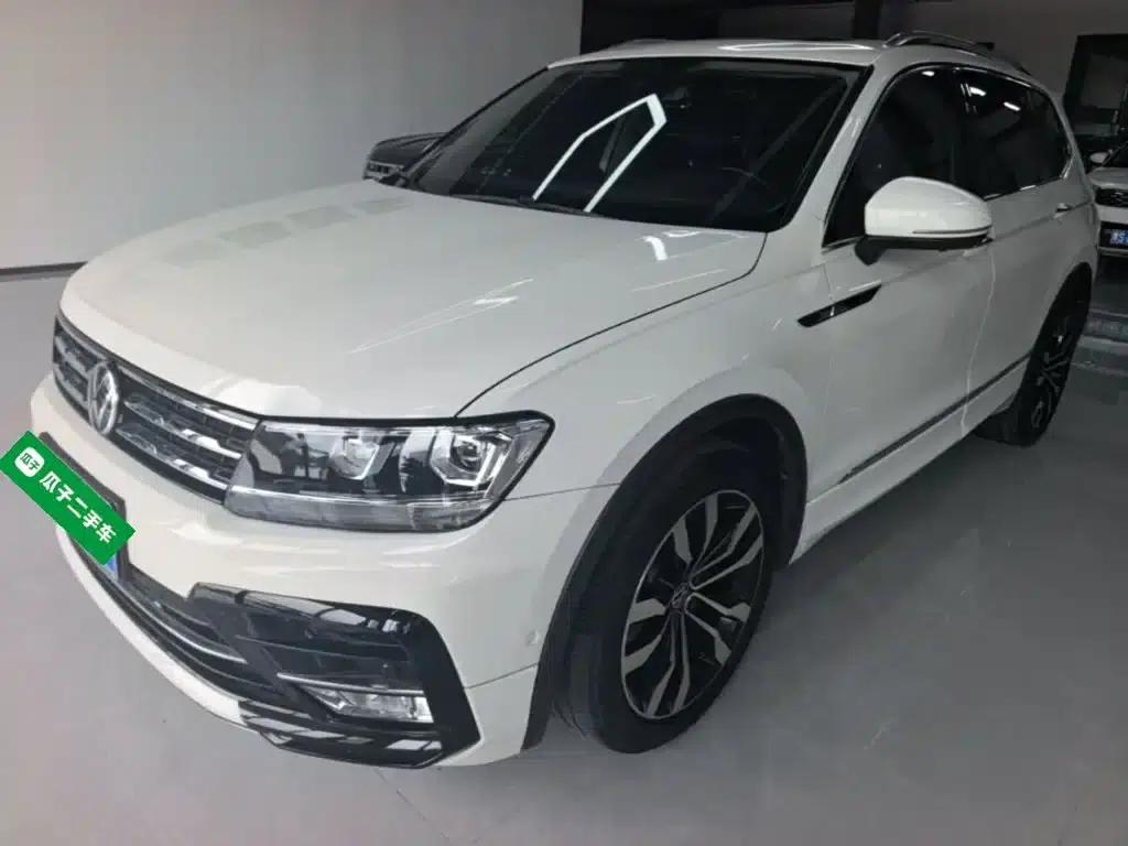 Tiguan L 2021 330TSI Automatic 2WD R-Line Premium Edition — миниатюра 1
