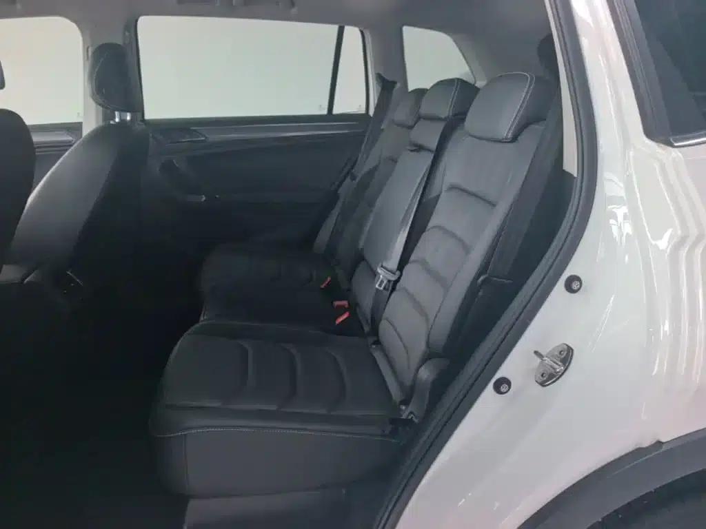 Tiguan L 2021 330TSI Automatic 2WD R-Line Premium Edition — миниатюра 17