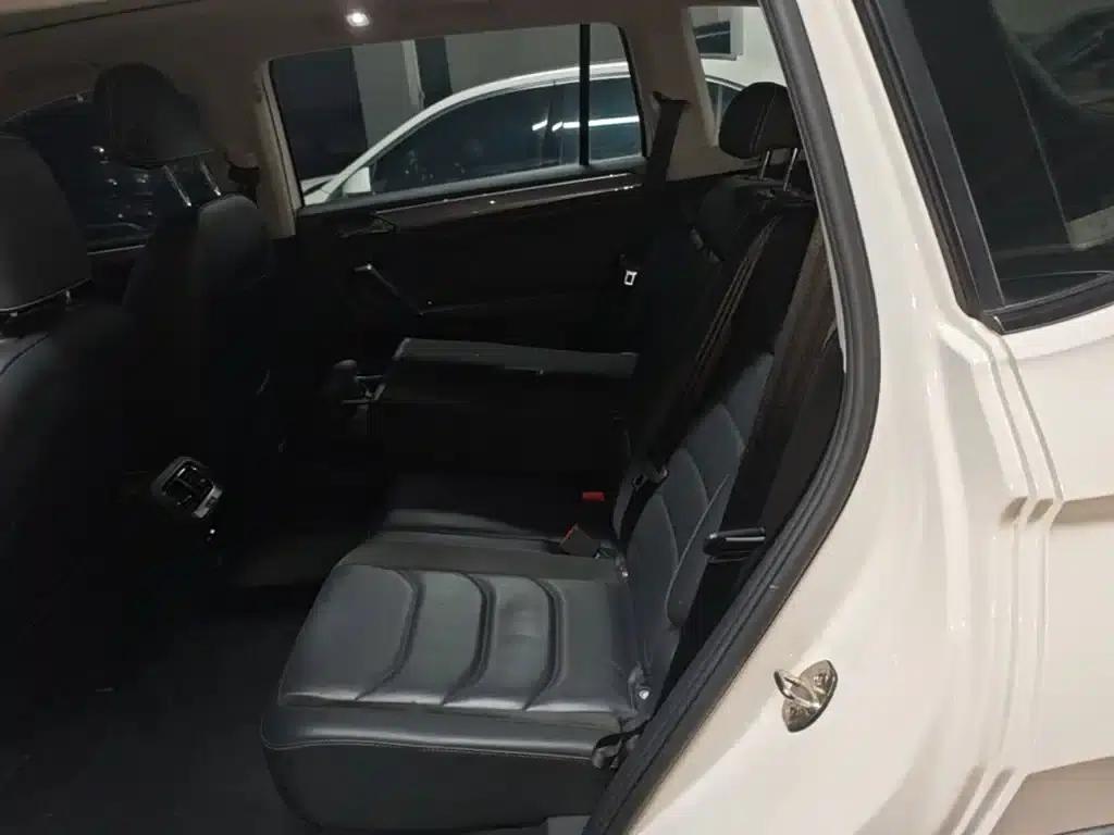 Tiguan L 2021 330TSI Automatic 2WD R-Line Premium Edition — миниатюра 17