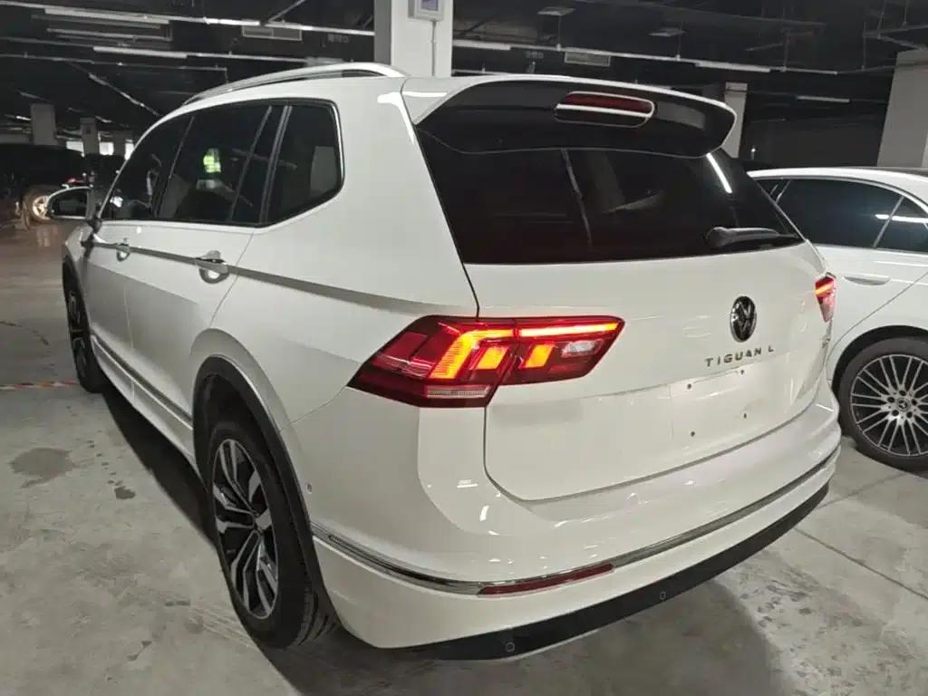 Tiguan L 2021 330TSI Automatic 2WD R-Line Premium Edition — миниатюра 5