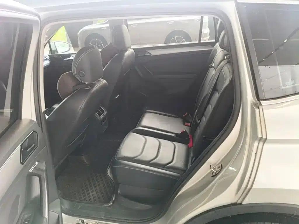 Tiguan L 2017 330TSI Automatic 2WD Luxury Edition — миниатюра 24