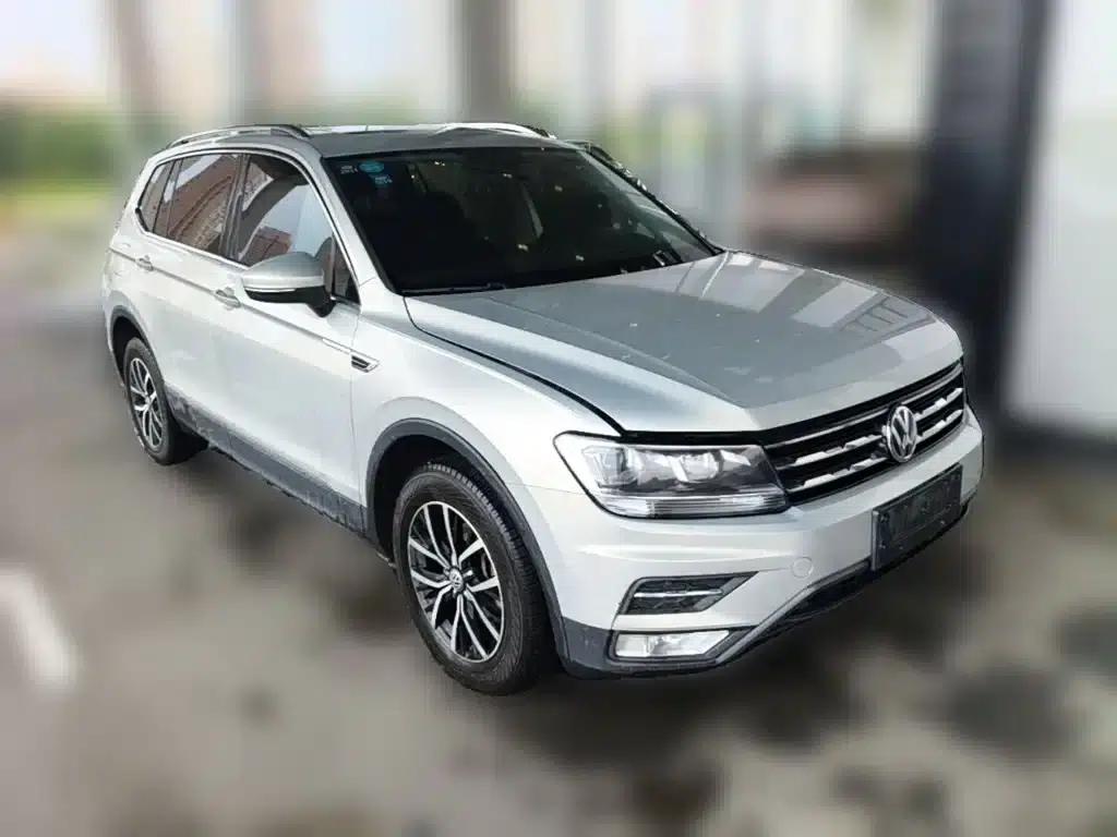 Tiguan L 2017 330TSI Automatic 2WD Luxury Edition — миниатюра 7