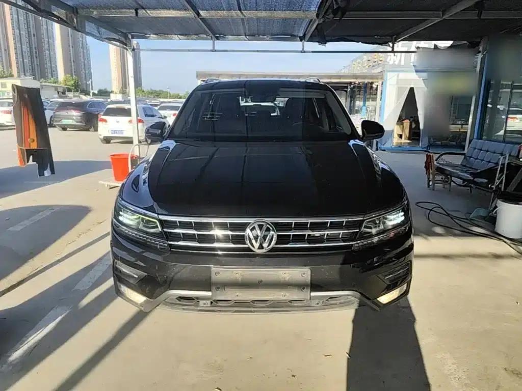 Tiguan L 2018 Facelift 330TSI Automatic 2WD Flagship Edition — миниатюра 3