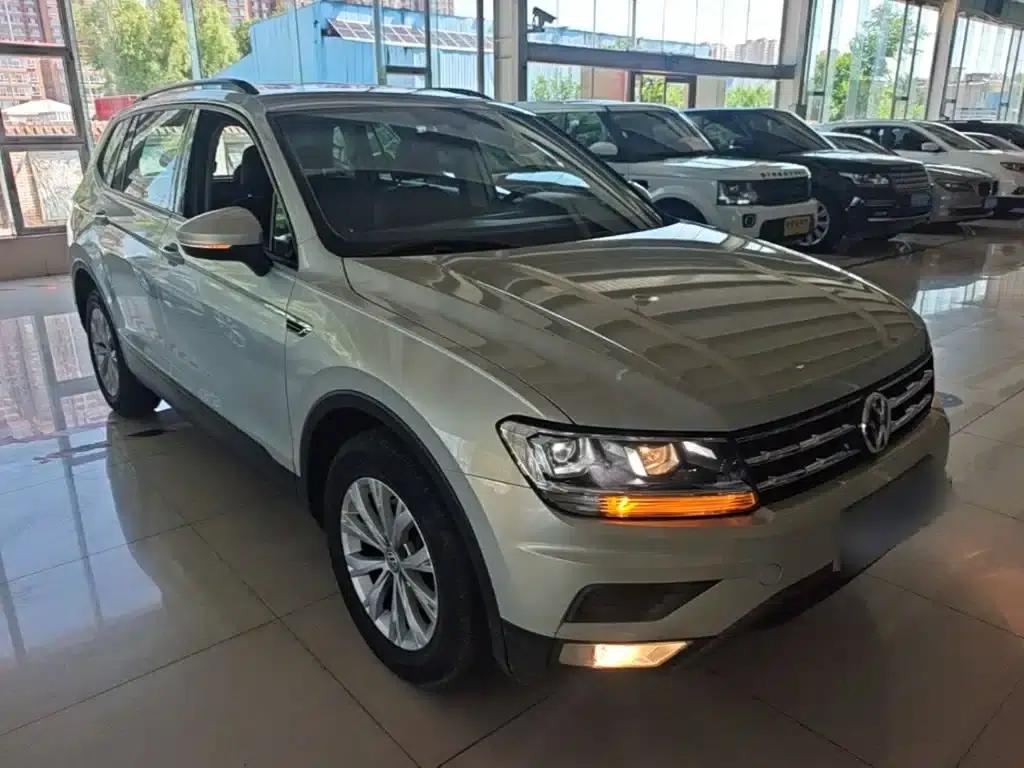 Tiguan L 2017 330TSI Automatic 2WD Fashion Edition — миниатюра 4