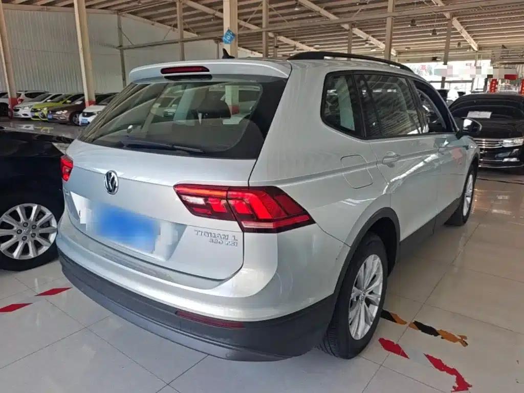Tiguan L 2017 330TSI Automatic 2WD Fashion Edition — миниатюра 7