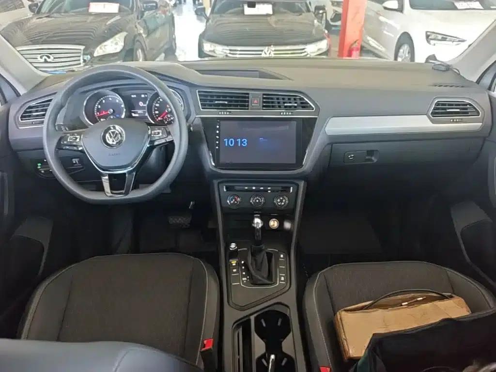 Tiguan L 2017 330TSI Automatic 2WD Fashion Edition — миниатюра 10
