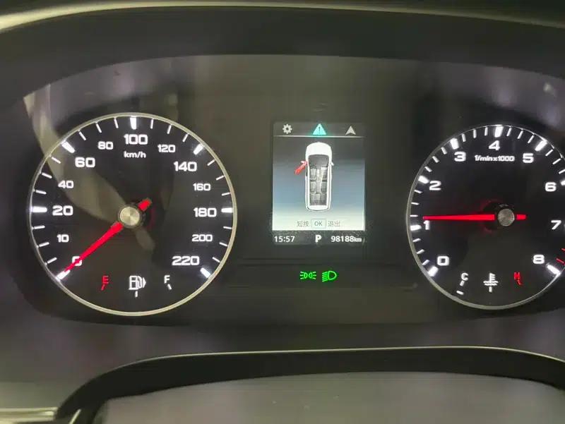 Roewe iMAX8 2023 400TGI Comfort Edition — миниатюра 10