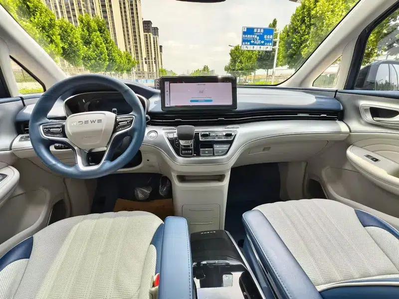 Roewe iMAX8 2021 400TGI Supreme Series Premium Edition — миниатюра 6
