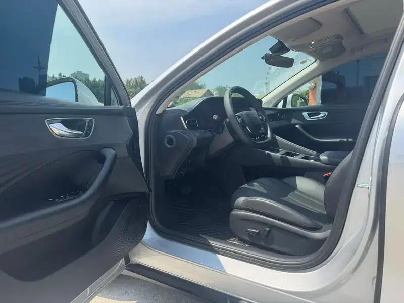 Roewe D7 DMH 2025 125 World Champion Excellence Edition — миниатюра 37