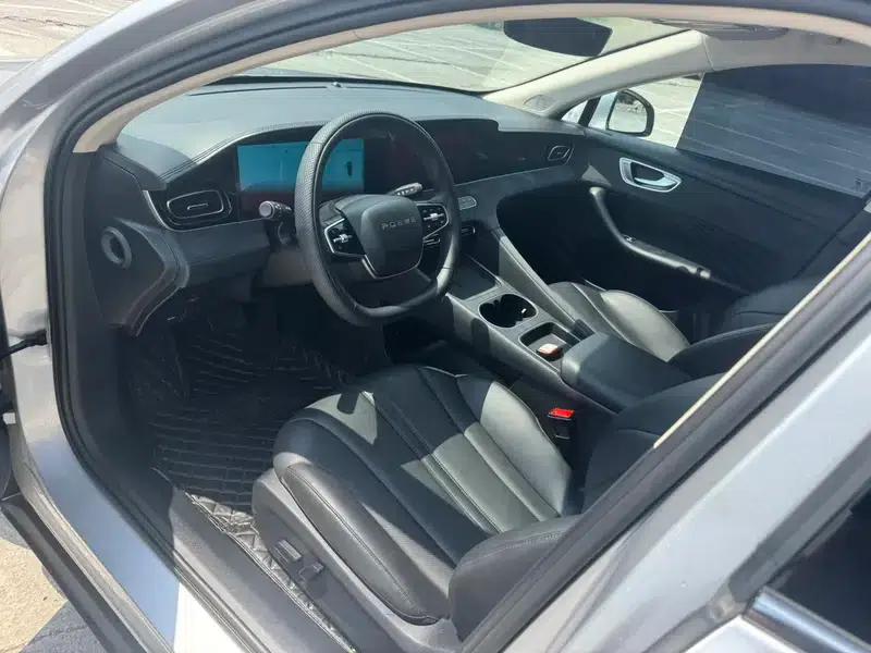 Roewe D7 DMH 2025 125 World Champion Excellence Edition — миниатюра 38
