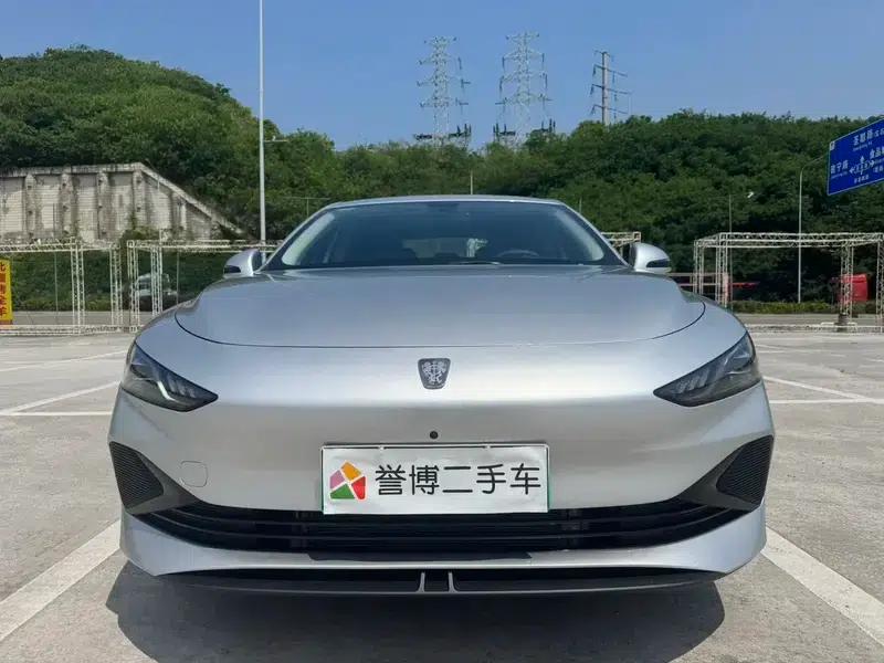 Roewe D7 DMH 2025 125 World Champion Excellence Edition — миниатюра 8