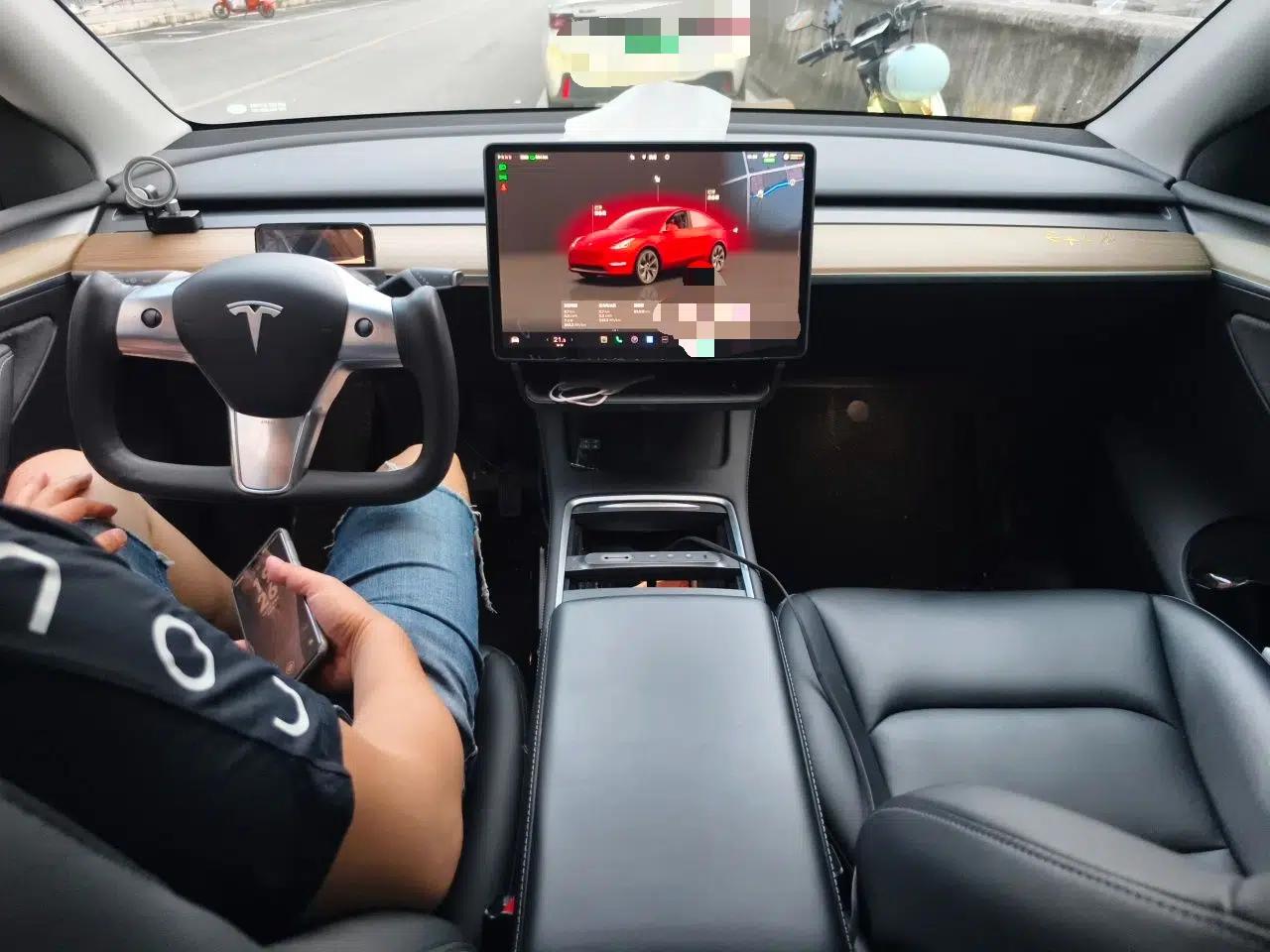 Tesla Model Y 2022 Revised Version Rear-Wheel Drive — миниатюра 18