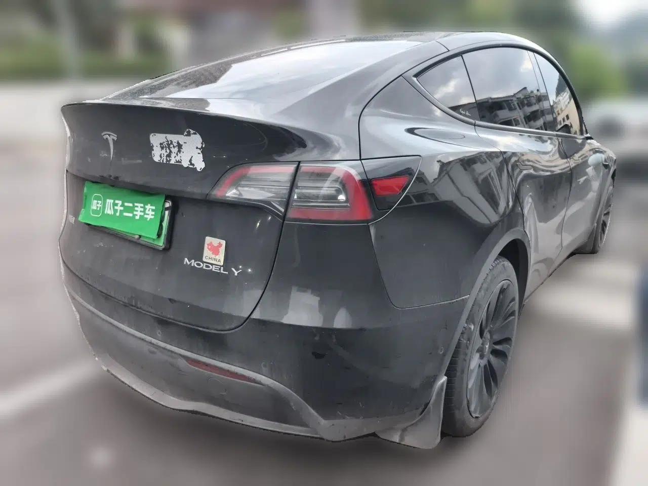 Tesla Model Y 2022 Revised Version Rear-Wheel Drive — миниатюра 6