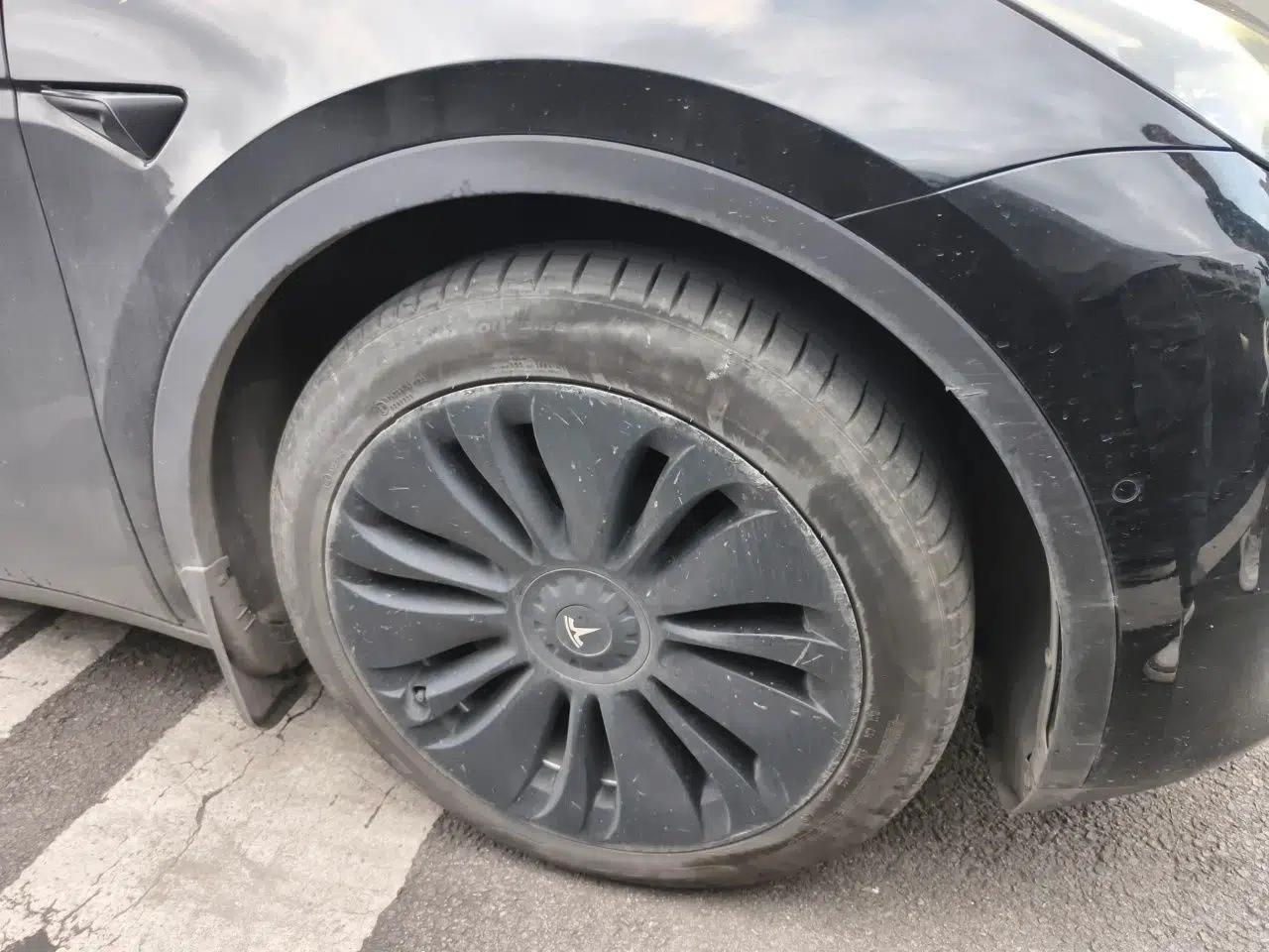 Tesla Model Y 2022 Revised Version Rear-Wheel Drive — миниатюра 8