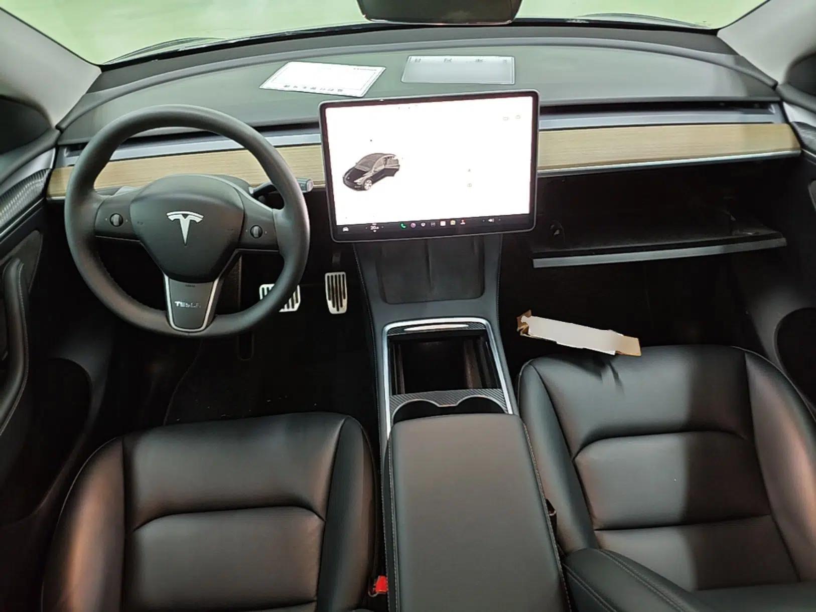 Tesla Model Y 2021 Long-Range All-Wheel-Drive Version 3D7 — миниатюра 12