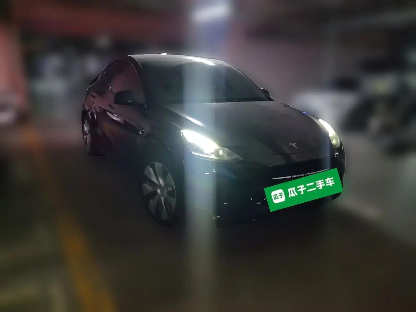 Tesla Model Y 2022 Revised Version Rear-Wheel Drive — миниатюра 3