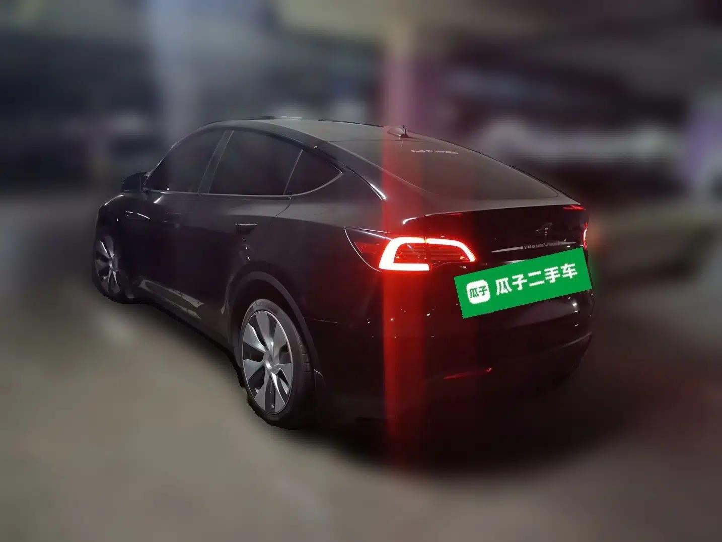 Tesla Model Y 2022 Revised Version Rear-Wheel Drive — миниатюра 4