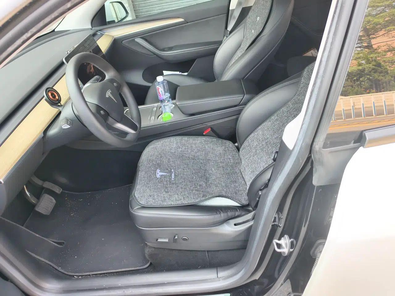 Tesla Model Y 2022 Revised Version Rear-Wheel Drive — миниатюра 12