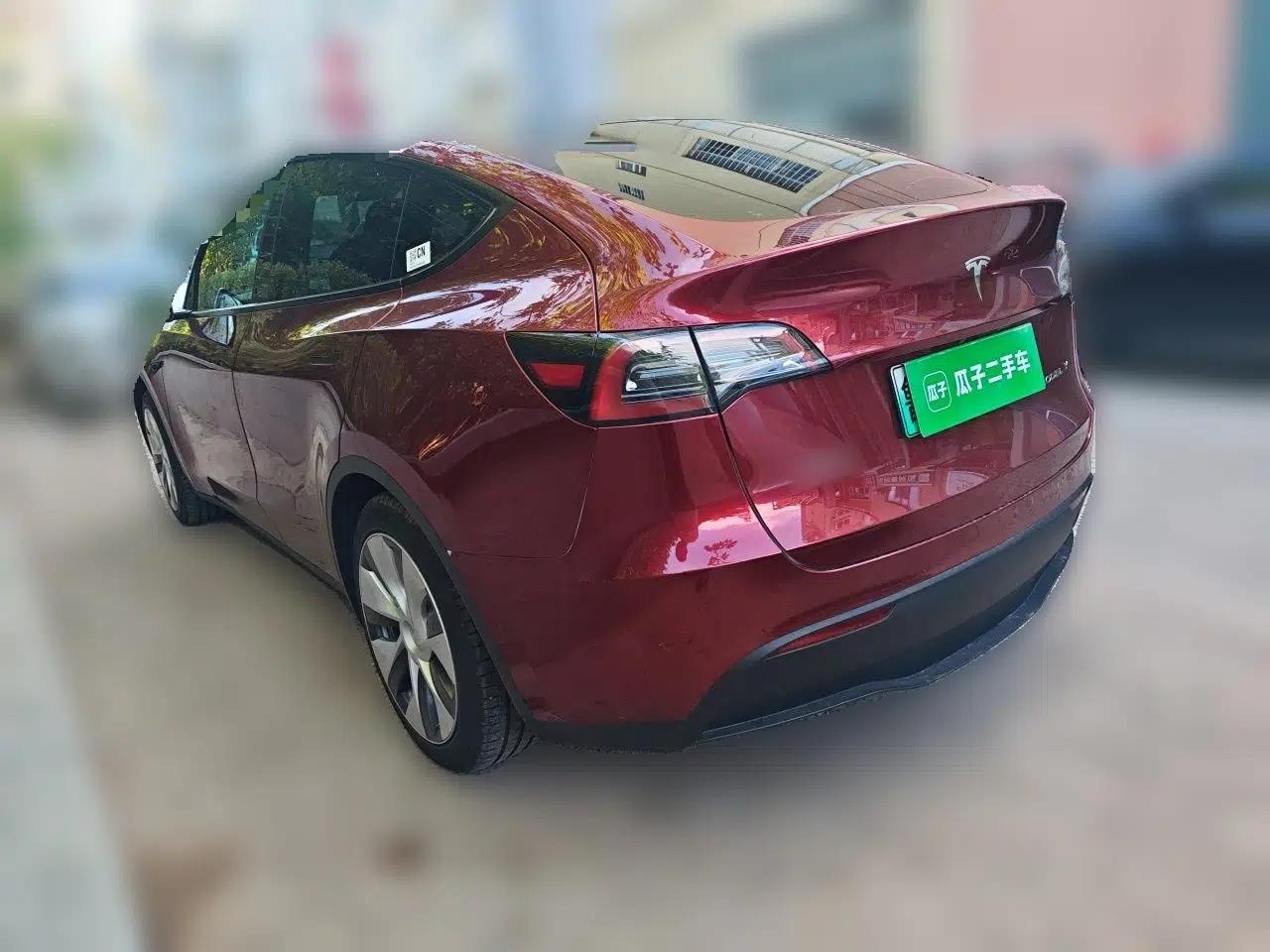 Tesla Model Y 2022 Rear-Wheel-Drive Version — миниатюра 4