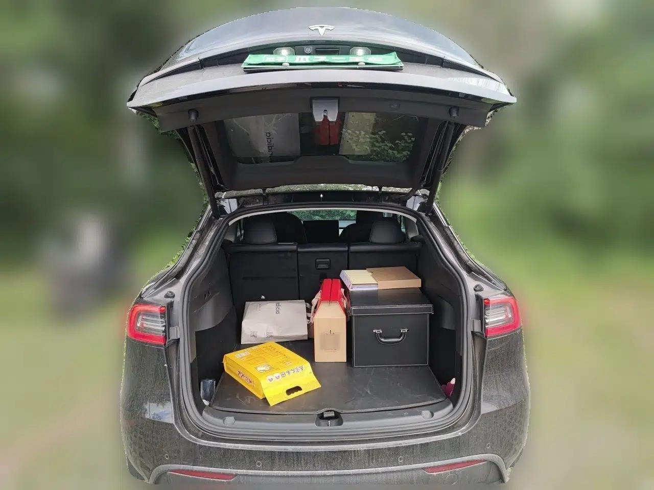 Tesla Model Y 2022 Rear-Wheel-Drive Version — миниатюра 19
