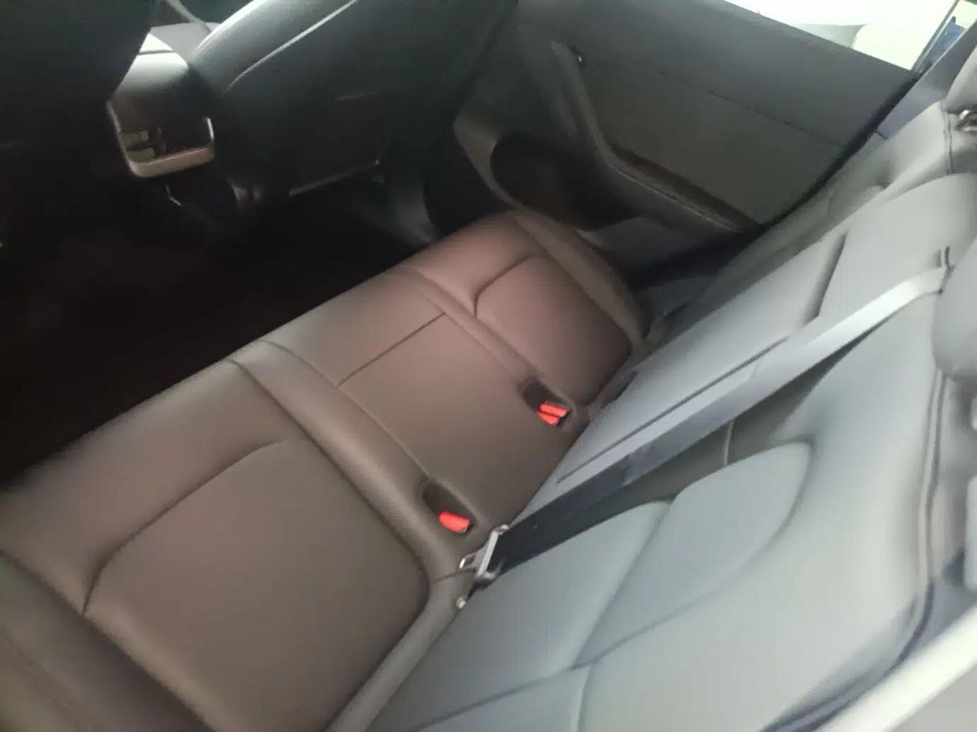 Tesla Model Y 2021 Long-Range All-Wheel-Drive Version — миниатюра 27