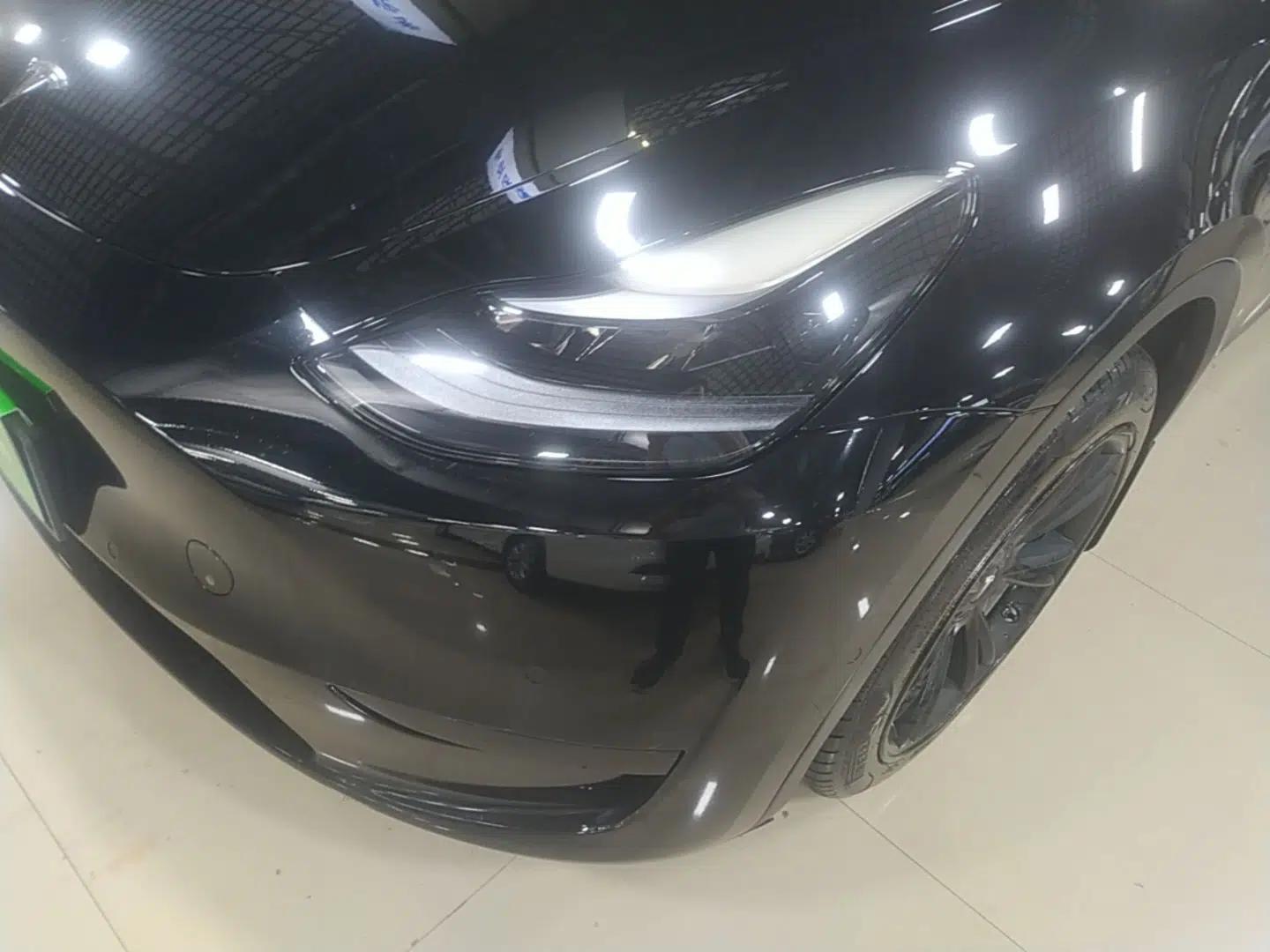 Tesla Model Y 2022 Rear-Wheel-Drive Version — миниатюра 8
