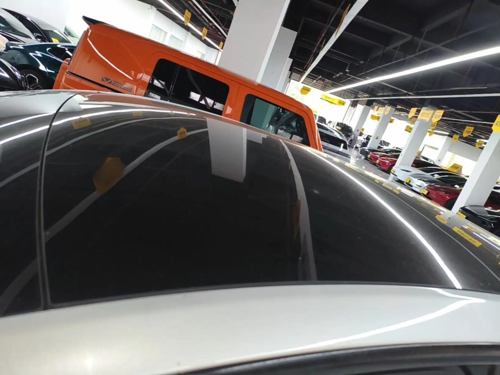 Tesla Model Y 2021 Long-Range All-Wheel-Drive Version — миниатюра 7