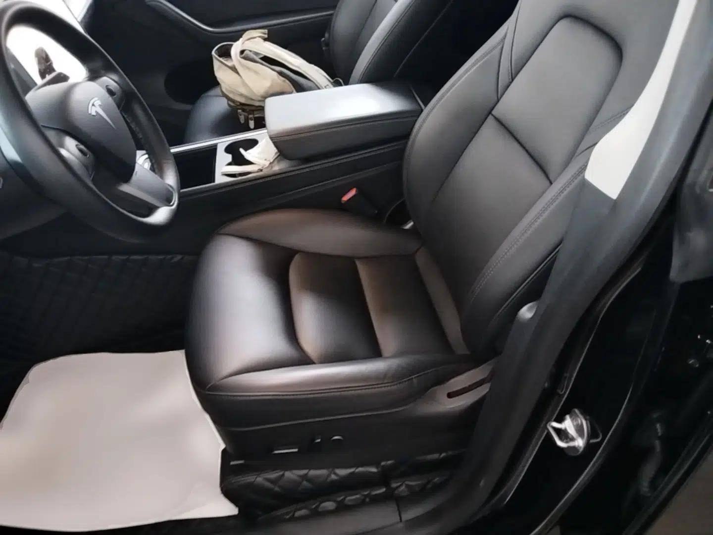 Tesla Model Y 2021 Standard Range Rear-Wheel Drive Version — миниатюра 17