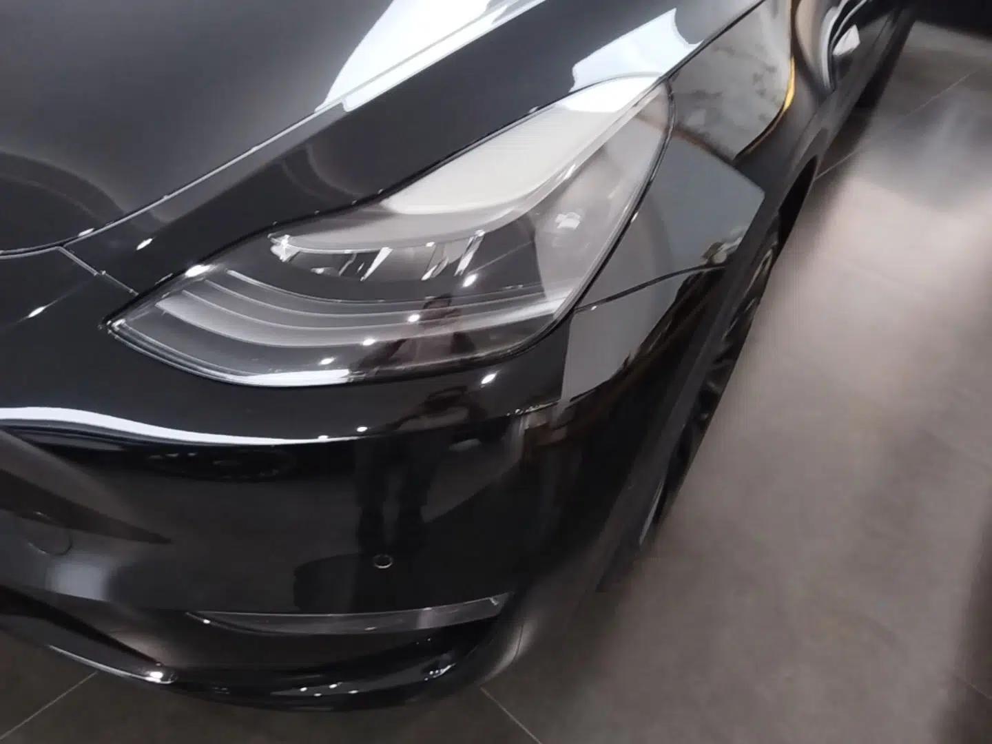 Tesla Model Y 2021 Standard Range Rear-Wheel Drive Version — миниатюра 8