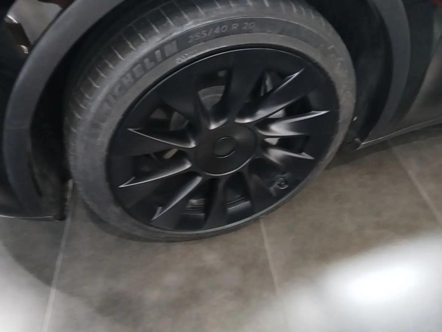 Tesla Model Y 2021 Standard Range Rear-Wheel Drive Version — миниатюра 10