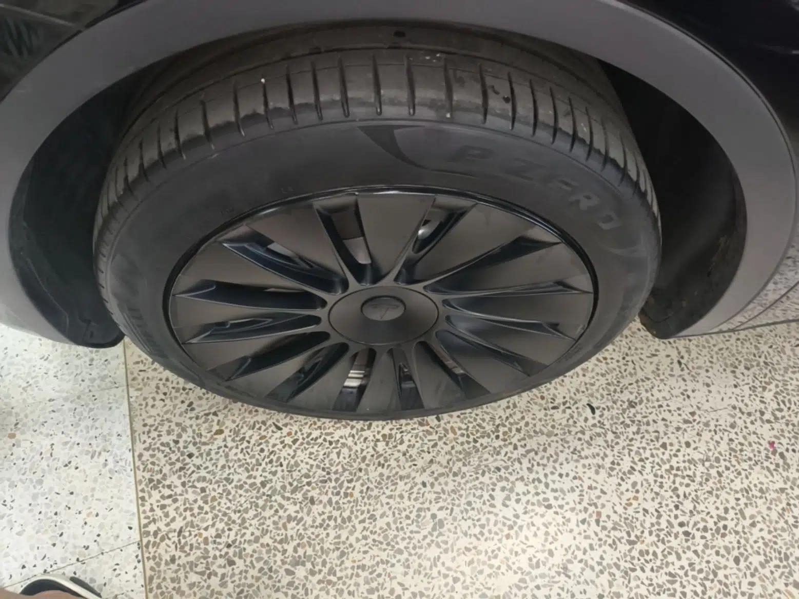 Tesla Model Y 2022 Rear-Wheel-Drive Version — миниатюра 13