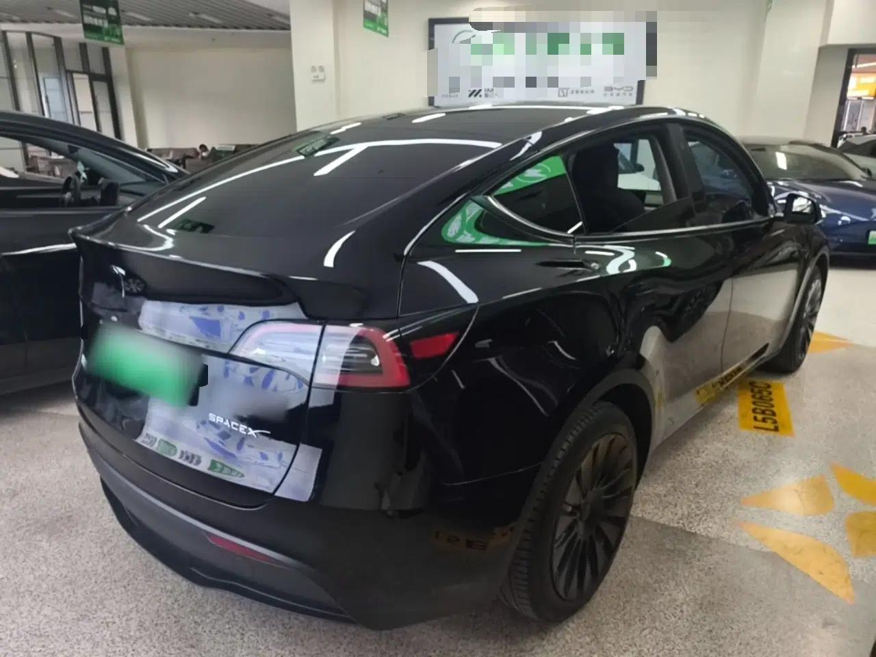 Tesla Model Y 2022 Rear-Wheel-Drive Version — миниатюра 6