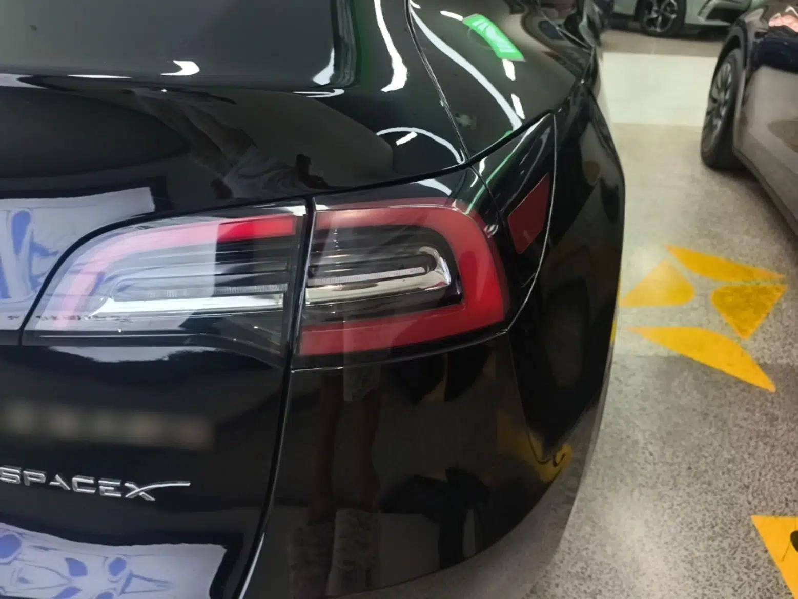 Tesla Model Y 2022 Rear-Wheel-Drive Version — миниатюра 9