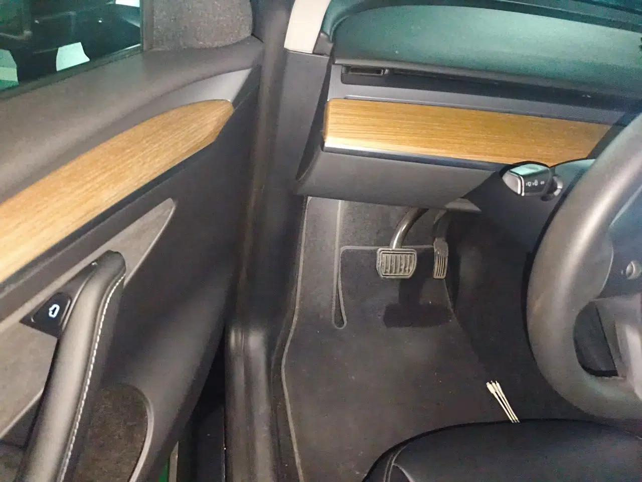 Tesla Model Y 2022 Revised Version Rear-Wheel Drive — миниатюра 16